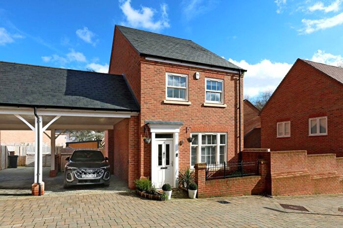 3 Bedroom Detached House For Sale In Bagley Street, Wilton Park, Beaconsfield, Buckinghamshire, HP9