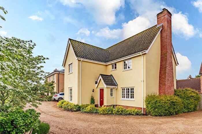 4 Bedroom Detached House For Sale In Lingwood Close, Barningham, IP31