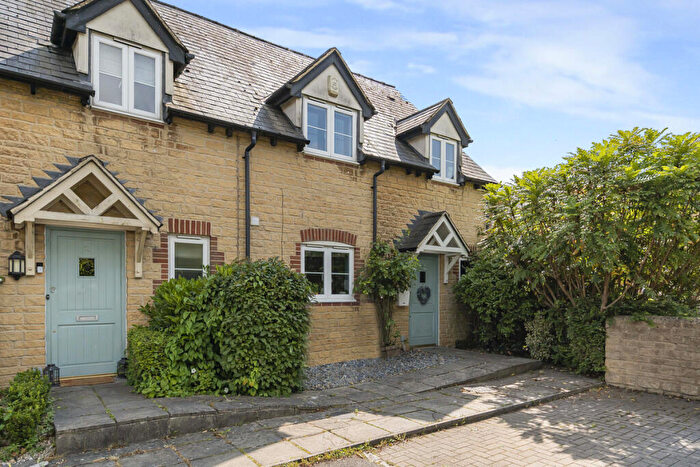 3 Bedroom End Of Terrace House For Sale In The Crossways, Ardley, OX27