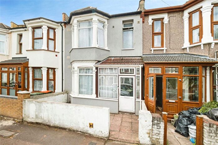 4 Bedroom Terraced House For Sale In Kensington Avenue, Manor Park, London, E12