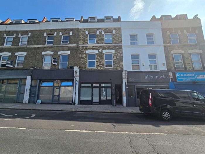 1 Bedroom Flat To Rent In Hornsey Road, London, N19