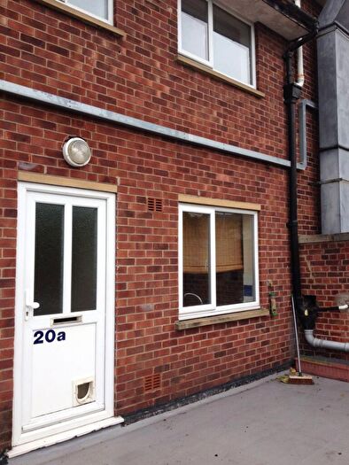 2 Bedroom Flat To Rent In Ellacombe Road, Bristol, BS30