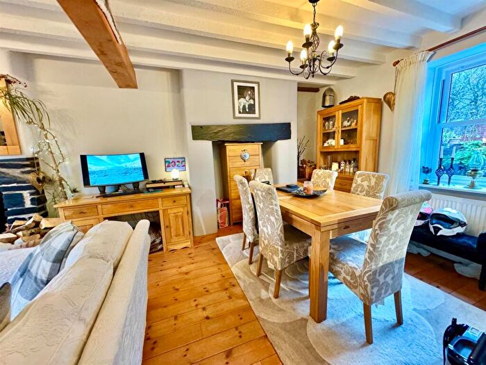 3 Bedroom House For Sale In Prince Llewelyn Terrace, Dolwyddean, LL25