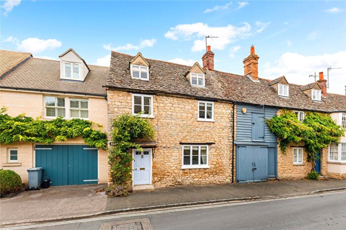 3 Bedroom Terraced House For Sale In Park Lane, Woodstock, Oxfordshire, OX20