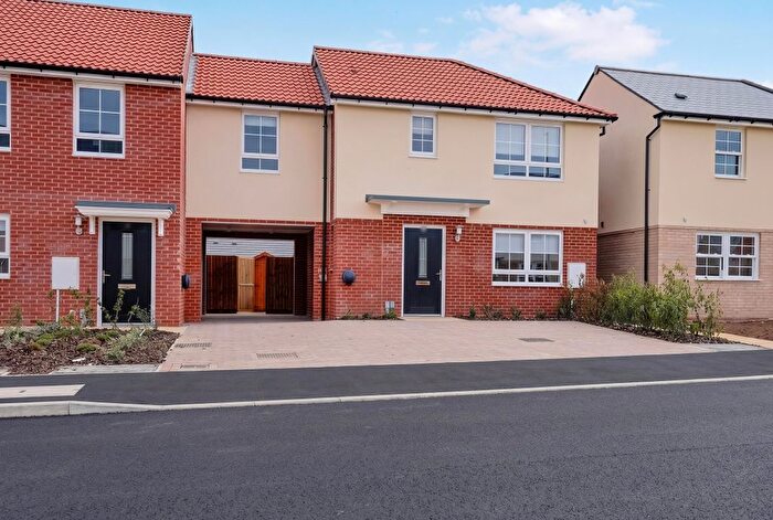 3 Bedroom Property To Rent In Skelton Way, Thurston, Bury St Edmunds, IP31