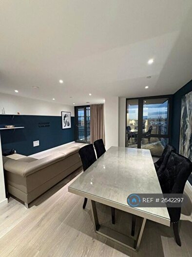 2 Bedroom Flat To Rent In City North East Tower, London, N4