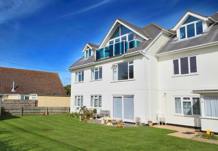4 Bedroom Flat To Rent In Milford On Sea, Lymington, Hampshire, SO41