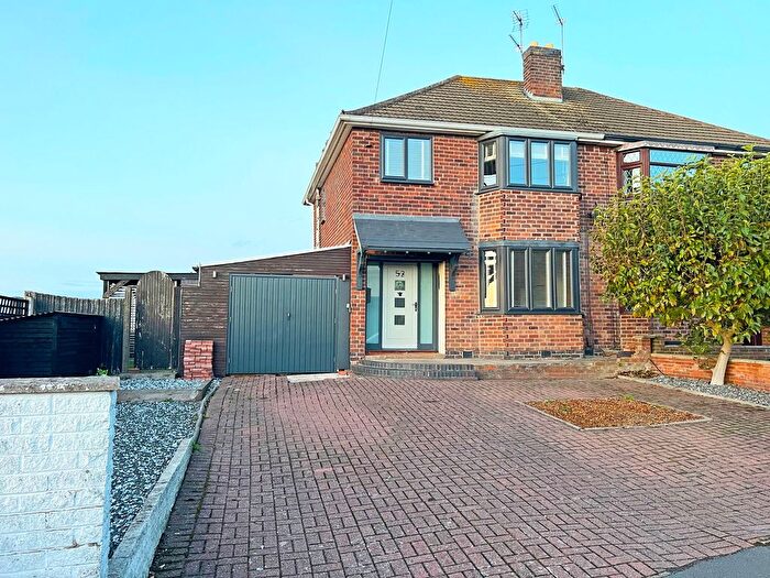 3 Bedroom Semi-Detached House For Sale In School Lane, Whitwick, Coalville, LE67