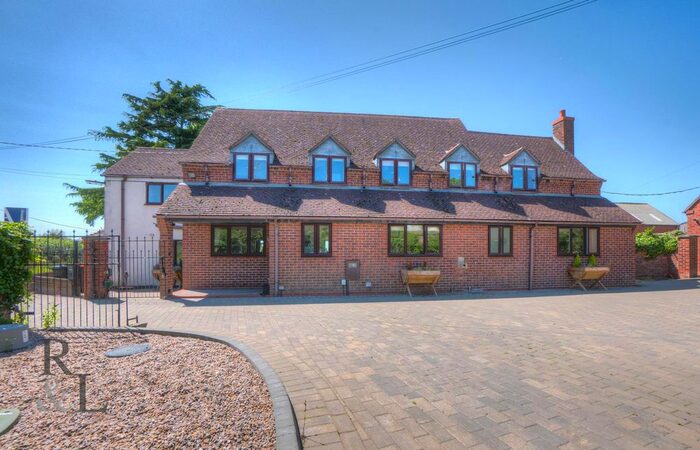 7 Bedroom Detached House For Sale In Appleby Hill, Austrey, Atherstone, CV9