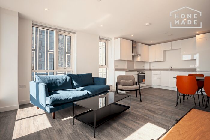 3 Bedroom Apartment To Rent In The Copper House, Liverpool, L1
