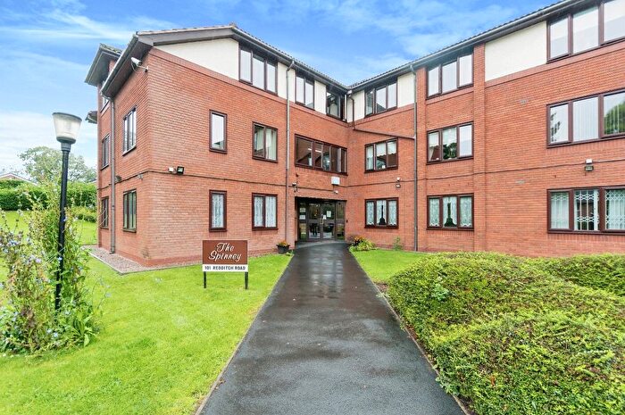 2 Bedroom Flat For Sale In Redditch Road, Kings Norton, Birmingham, West Midlands, B38