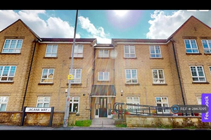 3 Bedroom Flat To Rent In Jacana Way, Bradford, BD6
