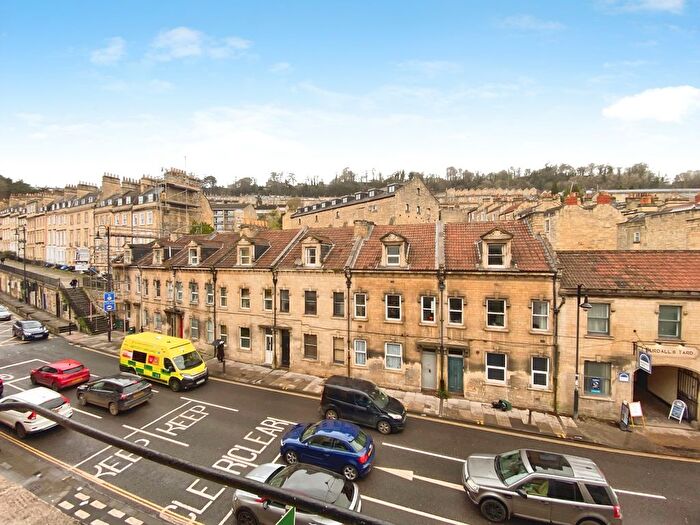 1 Bedroom Flat To Rent In Canton Place, Bath, Somerset, BA1