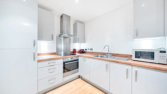 1 Bedroom Flat For Sale In Cutter Lane, Greenwich, SE10