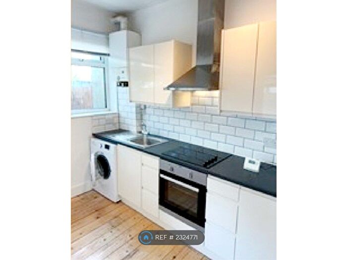 2 Bedroom Terraced House To Rent In Vernon Road, London, E15