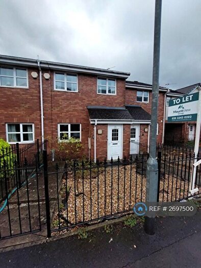 3 Bedroom Terraced House To Rent In Blueberry Avenue, Manchester, M40