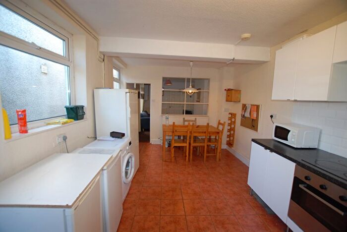 5 Bedroom Property To Rent In Rhyddings Terrace, Brynmill, Swansea, SA2