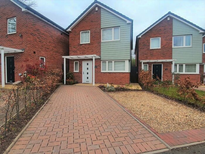 3 Bedroom Detached House To Rent In Shooters Hill, Sutton Coldfield, B72