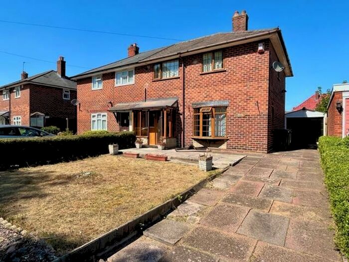 3 Bedroom House To Rent In Denbigh Road, Tipton, DY4