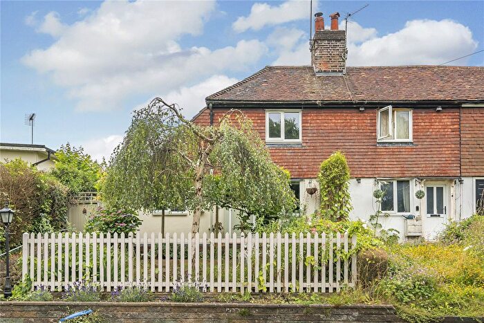 2 Bedroom End Of Terrace House For Sale In Main Road, Sundridge, Sevenoaks, Kent, TN14