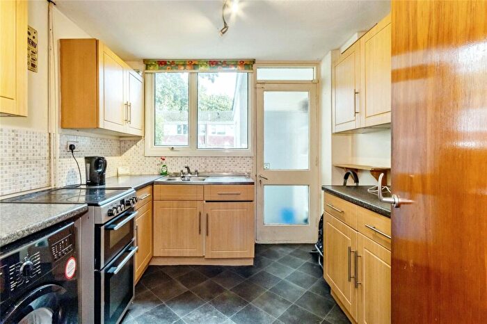 3 Bedroom Terraced House For Sale In Glenlivet Gardens, Clifton, Nottingham, NG11