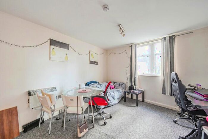 1 Bedroom Apartment For Sale In Queen Street, Derby, DE1
