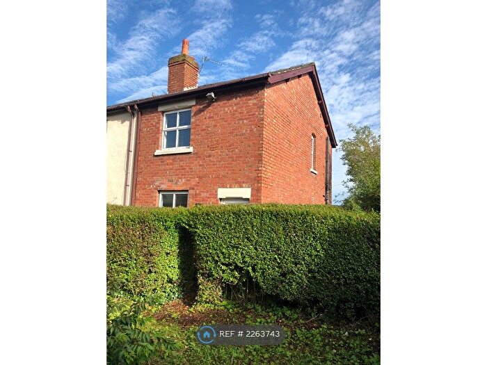 2 Bedroom End Of Terrace House To Rent In Park Avenue, Ormskirk, L39