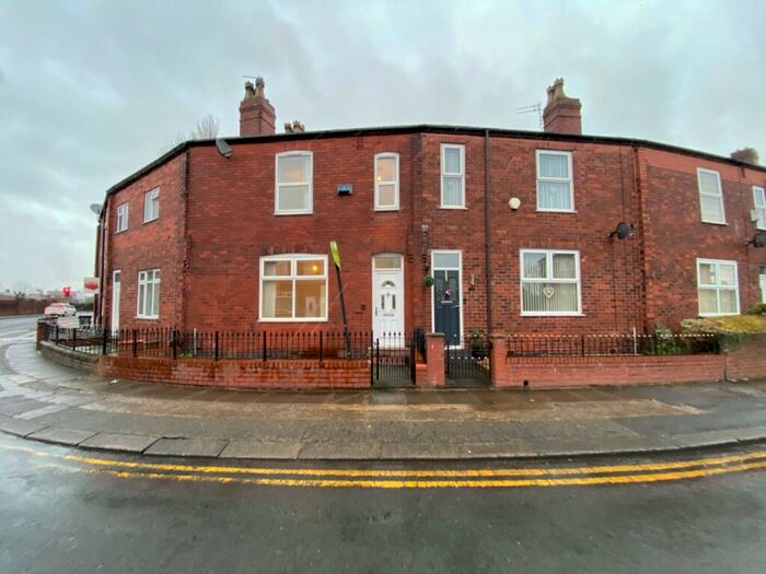 3 Bedroom Terraced House To Rent In Green Lane, Eccles, Salford, M30