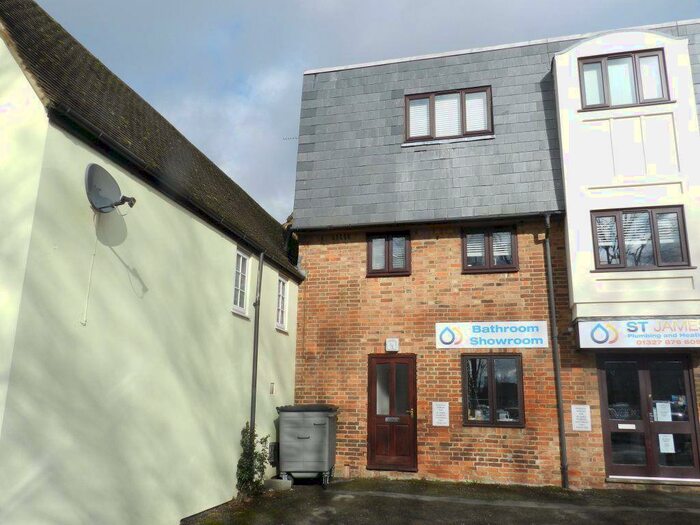 1 Bedroom Flat To Rent In Town Centre, NN11