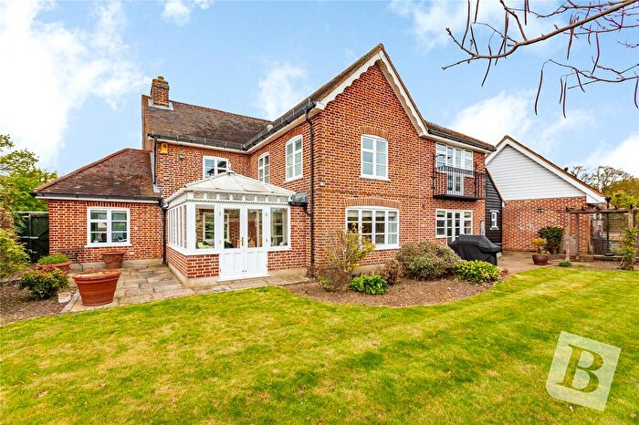 5 Bedroom Detached House For Sale In Nags Head Lane, Brentwood, Essex, CM14