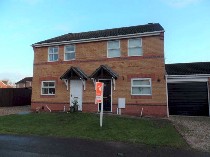 3 Bedroom Semi-Detached House To Rent In Fox Covert, Lincoln, LN6