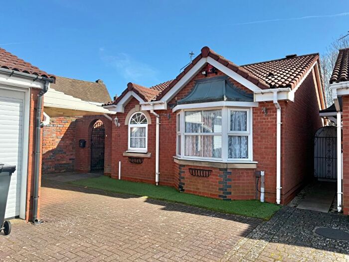 2 Bedroom Bungalow For Sale In Arbour Court, West Bromwich, West Midlands, B71