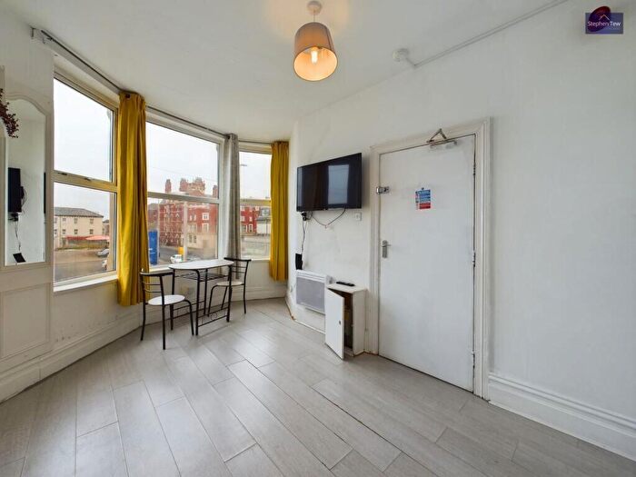 Studio For Sale In Dickson Road, Blackpool, Blackpool, Lancashire, FY1