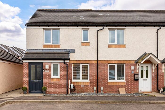 3 Bedroom Terraced House For Sale In Corn Mill Wynd, Glenrothes, KY7