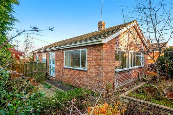 3 Bedroom Bungalow For Sale In St Johns Way, Hempton, Banbury, Oxfordshire, OX15