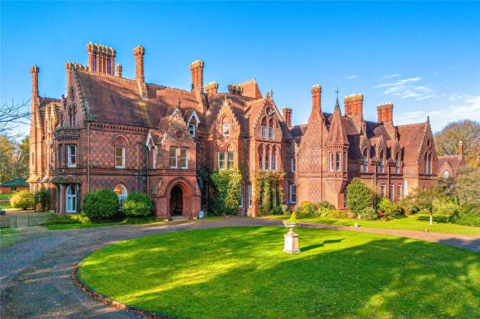 Detached House For Sale In Ware, Hertfordshire, SG12