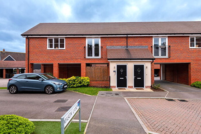 2 Bedroom Coach House For Sale In Mason Lane, Peters Village, Wouldham, ME1