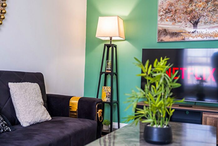 4 Bedroom Flat To Rent In London, N1