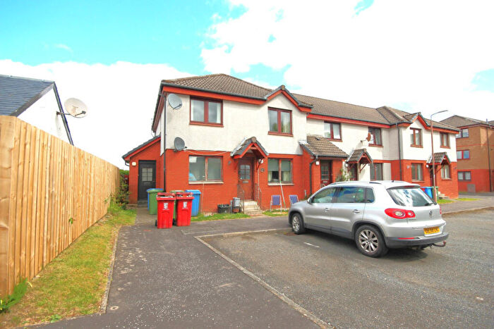 2 Bedroom Flat To Rent In Ivybank Court, Falkirk, FK2