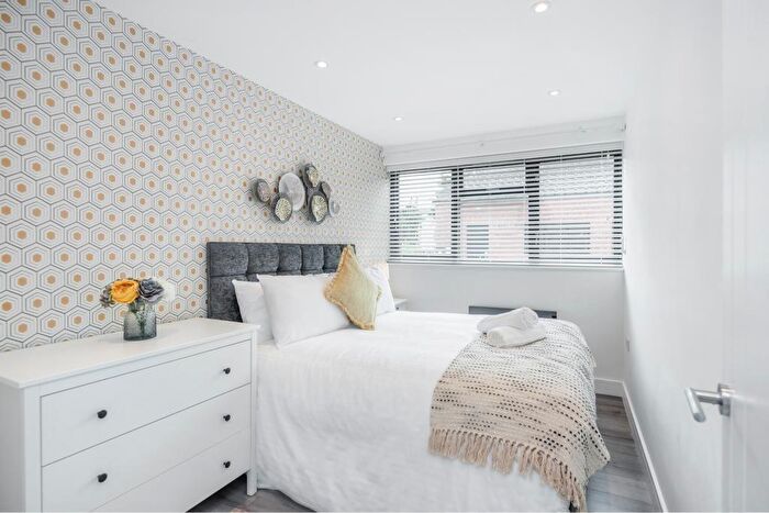 2 Bedroom Serviced Apartments To Rent In Walker Avenue, Milton Keynes, Buckinghamshire, MK12