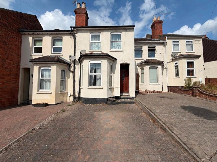 3 Bedroom Terraced House For Sale In Waterloo Road, Aldershot, Hampshire, GU12