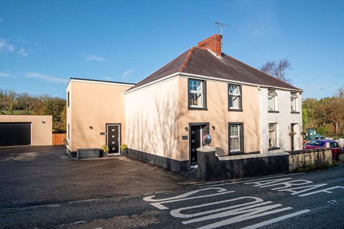 4 Bedroom Semi-Detached House For Sale In Narberth, SA67