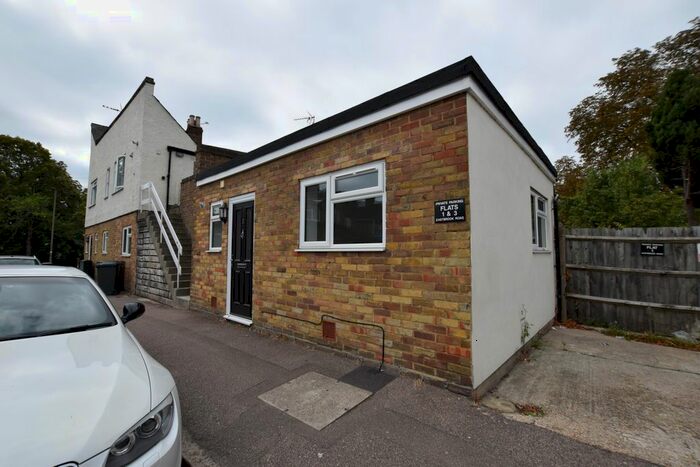 1 Bedroom Flat To Rent In Eastbrook Road, Waltham Abbey, EN9