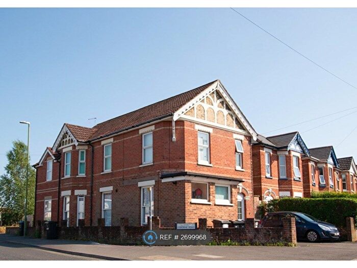 2 Bedroom Flat To Rent In Osborne Road, Bournemouth, BH9