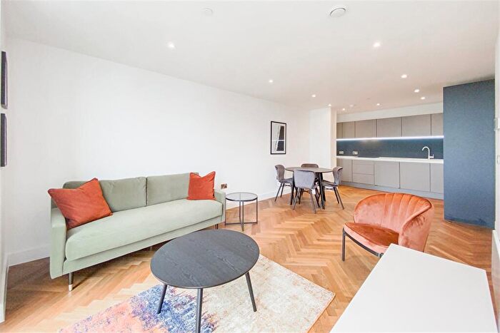 2 Bedroom Property To Rent In Deansgate Square, M15