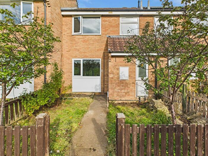 3 Bedroom Terraced House For Sale In Sandalwood Drive, Hempsted, Gloucester, GL2