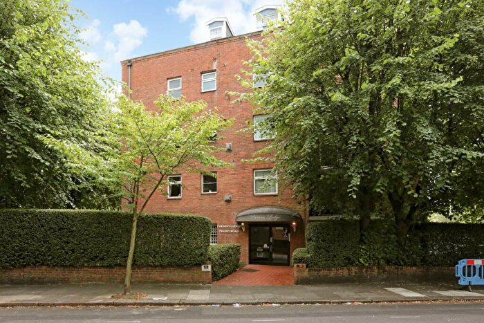 2 Bedroom Flat To Rent In Priory Road, South Hampstead, NW6