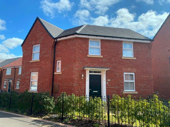 3 Bedroom Detached House To Rent In Chawton Way, Tamworth, Staffordshire, B78