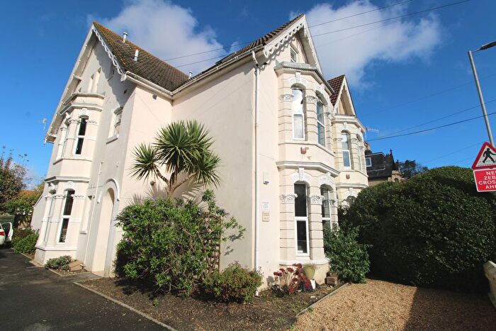 3 Bedroom Flat To Rent In Kingsbridge Road, Poole, BH14