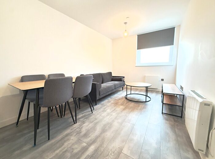 1 Bedroom Flat To Rent In Equipoint, Coventry Road, B25